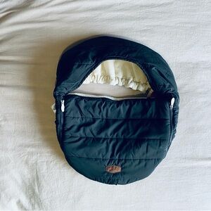 NWOT JJ Cole Black Warm Winter Carrier Cover Sherpa Lining